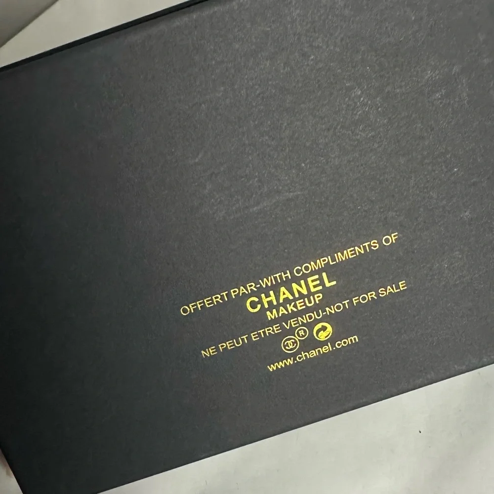 CHANEL Black Quilted Makeup Pouch with Gold Logo - Picture 3 of 9